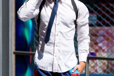 桂林泳拆男模(时髦泳拆男模)