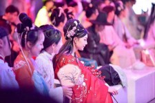 桂林汉服模特兼职(想做汉服模特去哪里找)