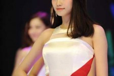 桂林成都特大模特兼职**(成都服拆模特兼职是实的吗)