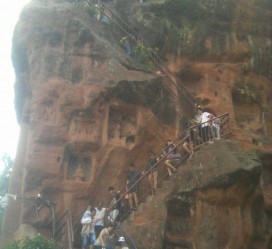 桂林乐山旅游攻略(乐山旅游攻略自由行路线推荐)