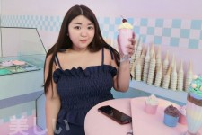 桂林胖模(胖模特穿衣搭配图片)