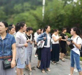 桂林中国的曲男伴游的简单介绍