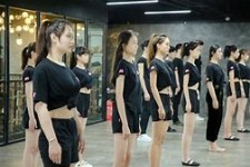 桂林兼职模特进修班(学生怎么兼职模特)
