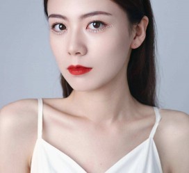 桂林兼职模特要打点模卡吗(兼职做模特要交钱拍模卡)