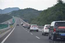 桂林自驾游(北京自驾游到西藏需要多少钱)