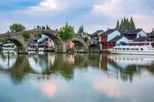 桂林上海旅游攻略(上海旅游攻略手抄报)