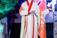 桂林汉服模特是哪种兼职的吗(网上雇用古拆汉服模特可信吗)