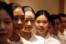 桂林私人伴游招聘 度假区万元月薪招“泳装伴游”