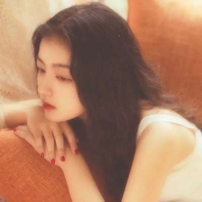 桂林伴游女生赵梦琪的资料