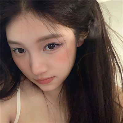 桂林伴游女生张末薇的资料