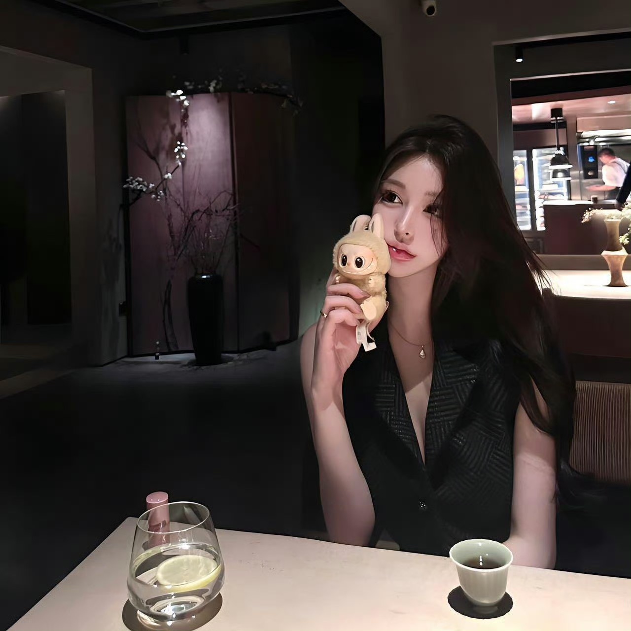 桂林伴游女生范甜甜的资料