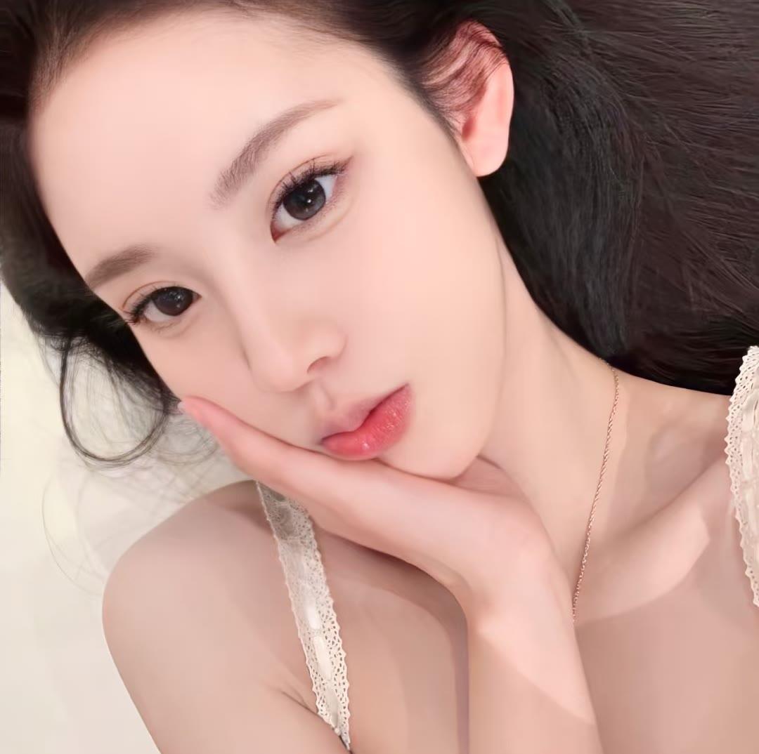 桂林伴游女生佛白易的资料