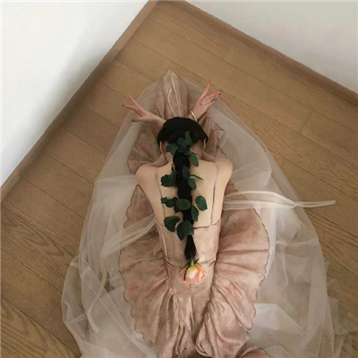 桂林伴游女生其荌的资料
